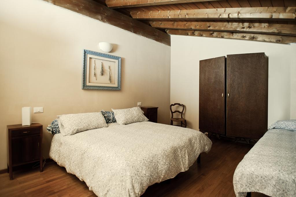 Villa Cascina Clarabella à Iseo Chambre photo